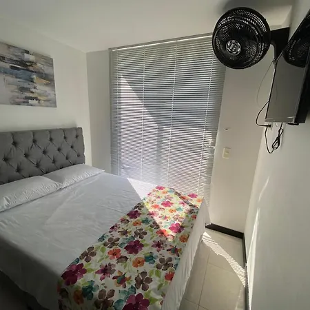 Apartamento privado a 2kms del parque del café Montenegro Exterior foto