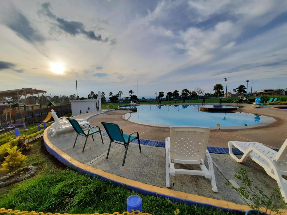 Apartment Privado A 2kms Del Parque Del Cafe Montenegro